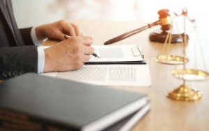 Tư vấn pháp luật qua tổng đài điện thoại